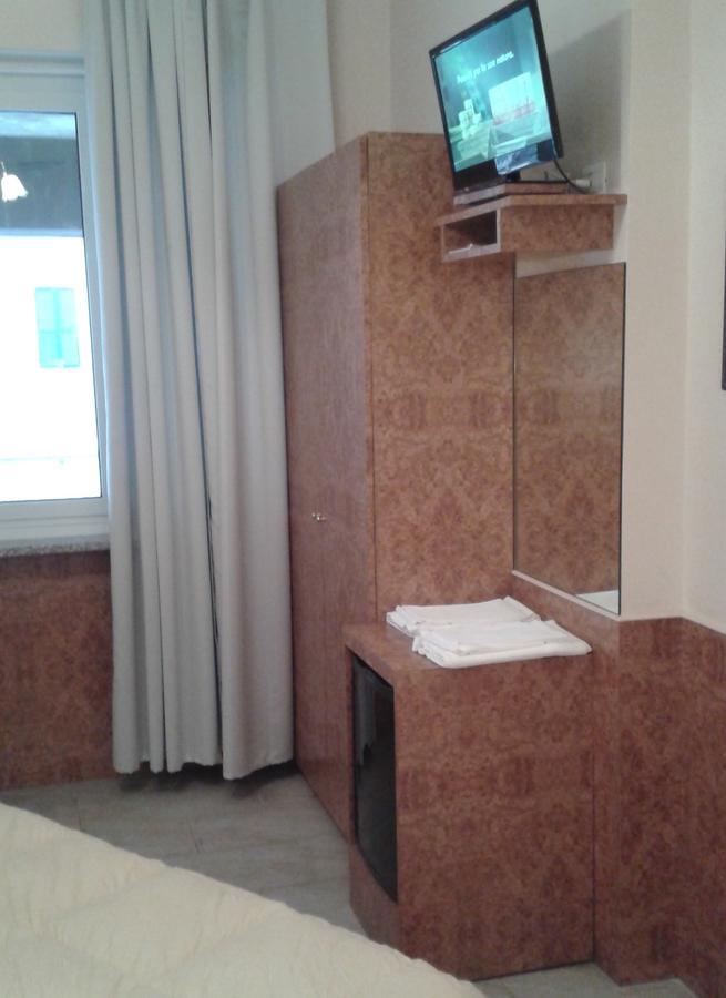 Hotel Fiumara Genua Buitenkant foto